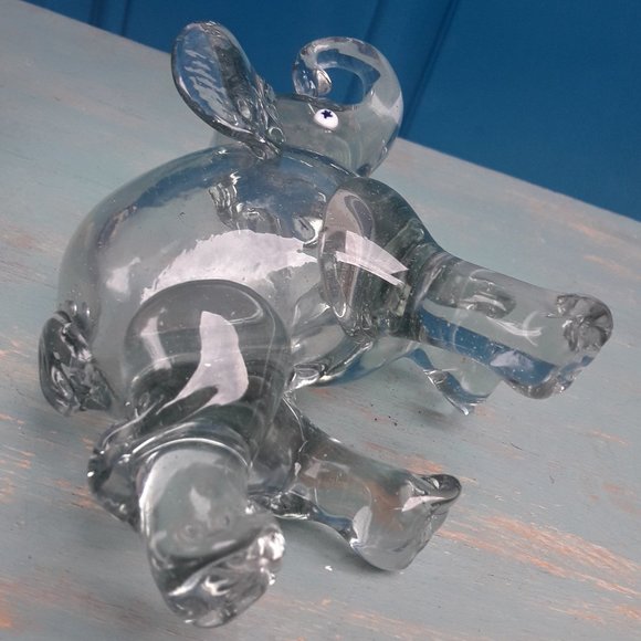 Glass Elephant Animal Figurine Hand Blown Bubble Glass Clear Handmade Glass Art - Picture 7 of 14